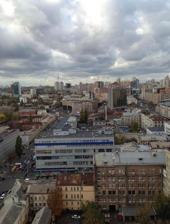 Uno Apart Hotel Kiev Exteriör bild